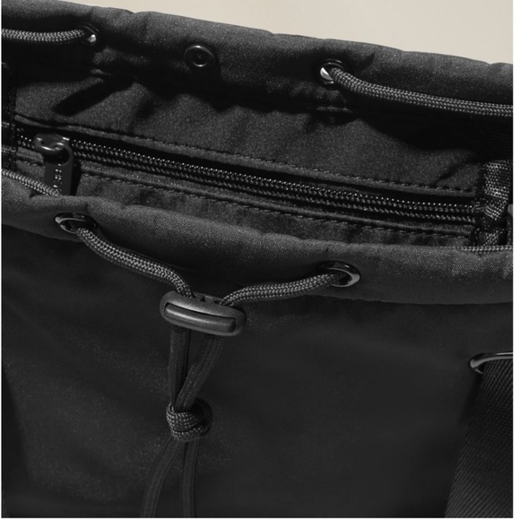 NWT Beyond Yoga Backpack Convertible Bag - Picture 7 of 9